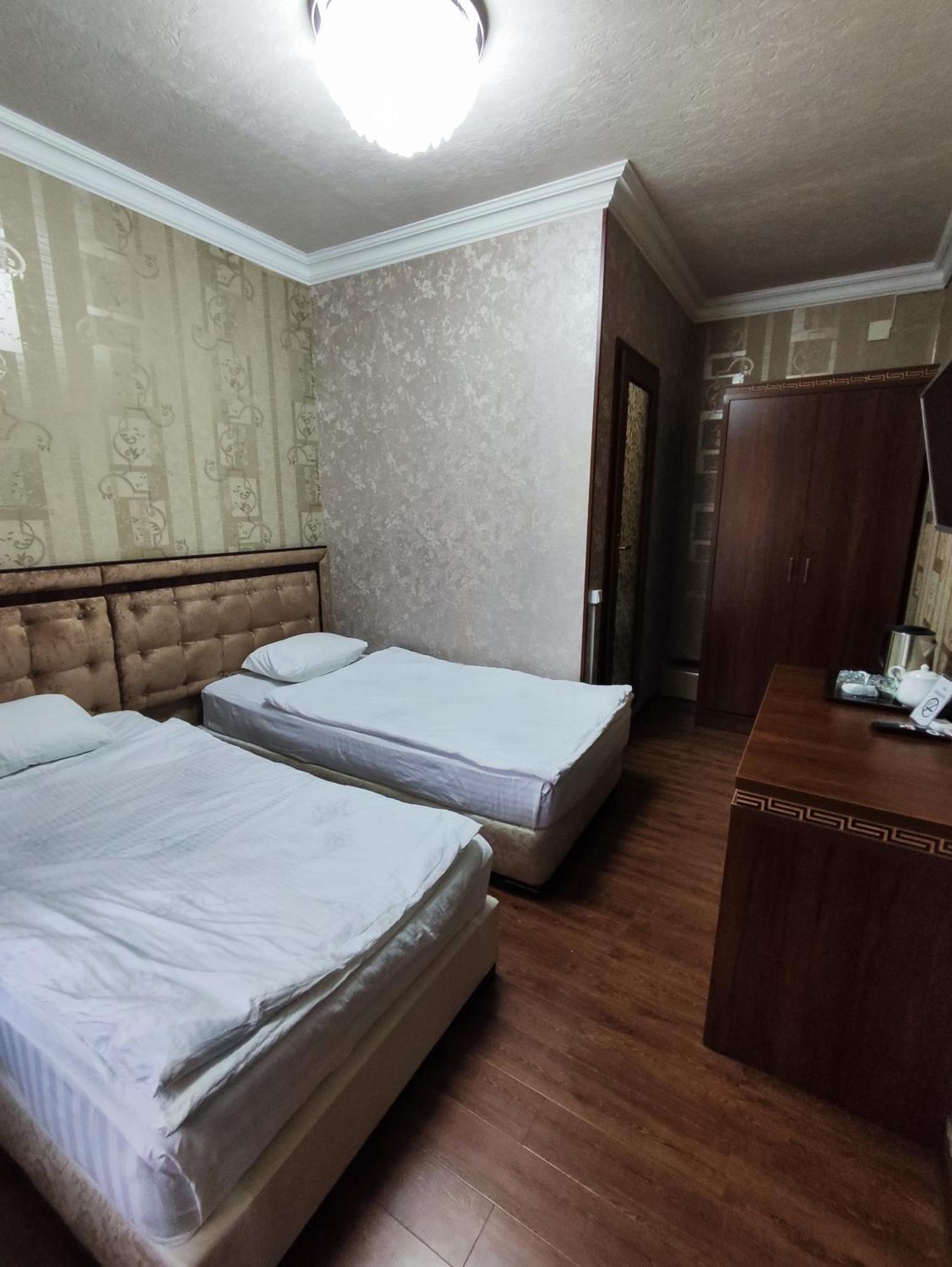 Hotel Gold Camel Registan Samarkand Esterno foto